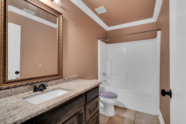 1006 Darren Drive, Burleson, TX 76028