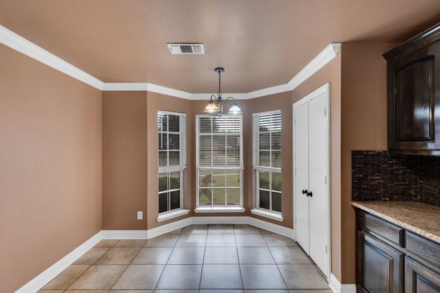 1006 Darren Drive, Burleson, TX 76028