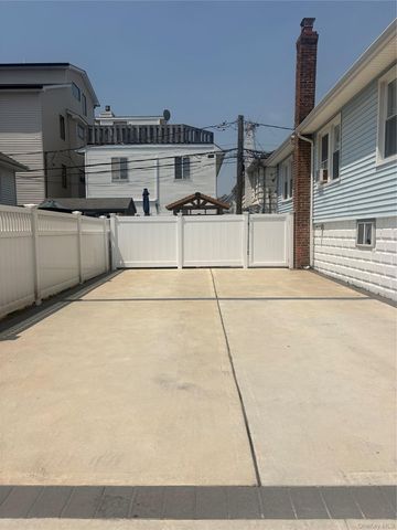 77 Illinois Avenue Main, Long Beach, NY 11561