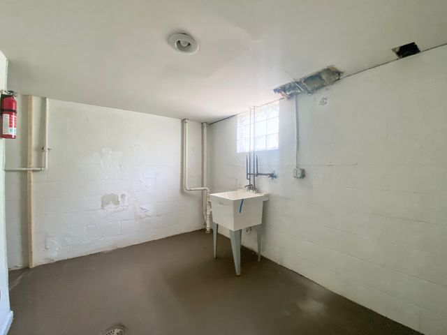 518 156th Place, Calumet City, IL 60409