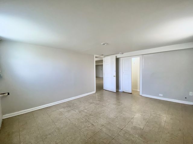 518 156th Place, Calumet City, IL 60409