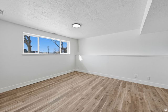 2826 N 1600 E, Layton, UT 84040