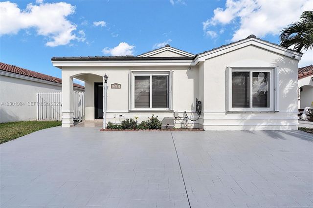 17403 SW 142nd Pl, Miami, FL 33177