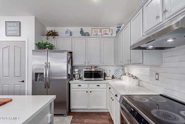17538 W MARSHALL Lane, Surprise, AZ 85388