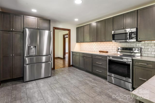36 Brooks Branch Road, Leicester, NC 28748