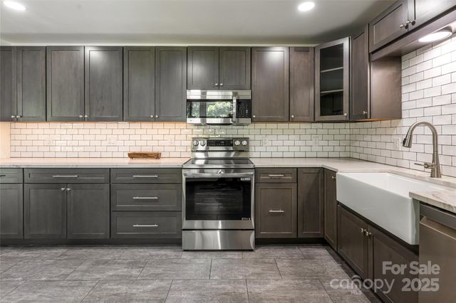 36 Brooks Branch Road, Leicester, NC 28748
