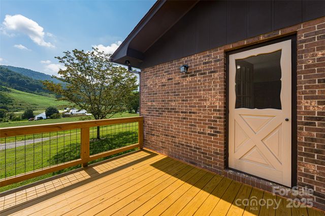 36 Brooks Branch Road, Leicester, NC 28748