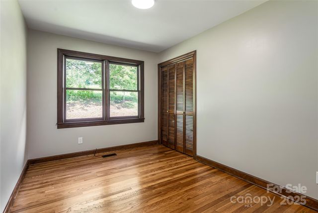 36 Brooks Branch Road, Leicester, NC 28748