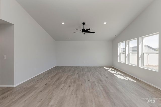214 Marble Ave, Caldwell, ID 83605