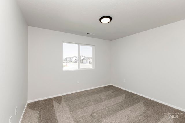 214 Marble Ave, Caldwell, ID 83605