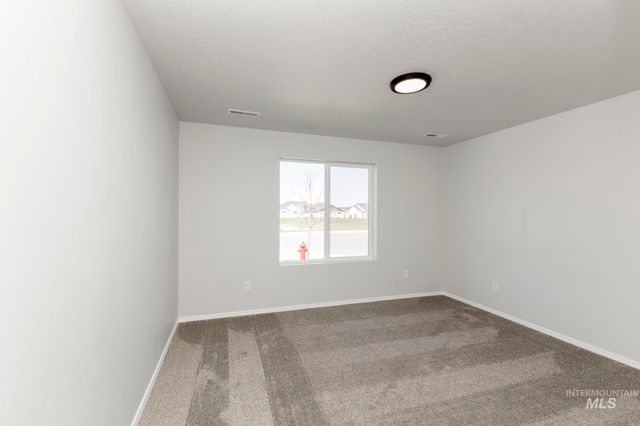 214 Marble Ave, Caldwell, ID 83605