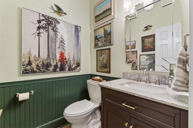 2014 DOWN WOODS LANE, Windermere, FL 34786