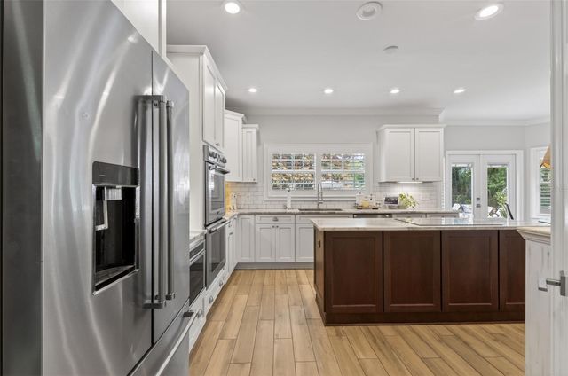 2014 DOWN WOODS LANE, Windermere, FL 34786
