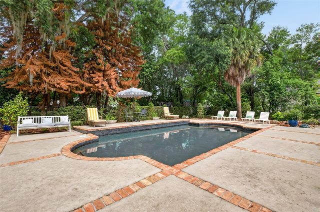 2014 DOWN WOODS LANE, Windermere, FL 34786
