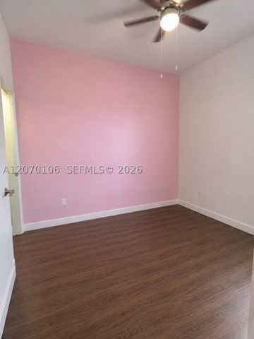 9229 W 33rd Way, Hialeah, FL 33018