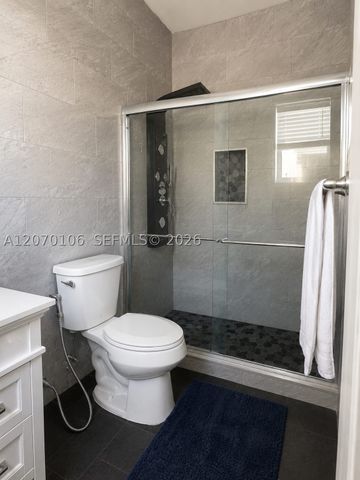 9229 W 33rd Way, Hialeah, FL 33018