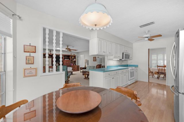 645 NE Country Club Avenue, Fort Walton Beach, FL 32547