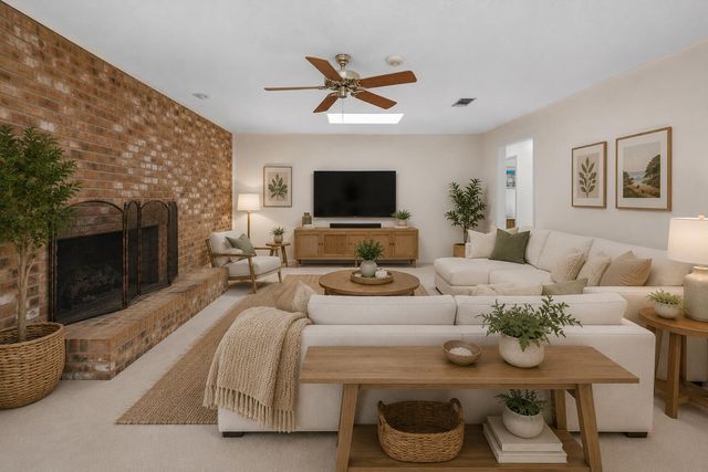 645 NE Country Club Avenue, Fort Walton Beach, FL 32547