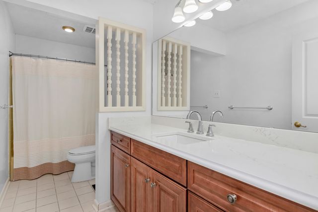 645 NE Country Club Avenue, Fort Walton Beach, FL 32547