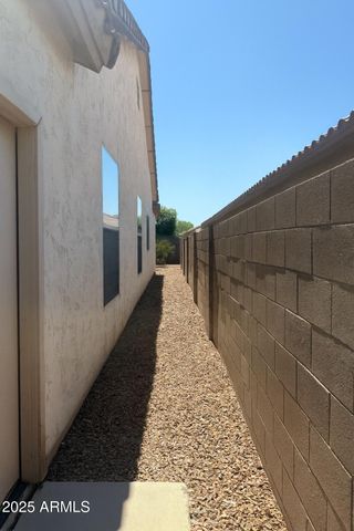 3075 W DANCER Lane, San Tan Valley, AZ 85144
