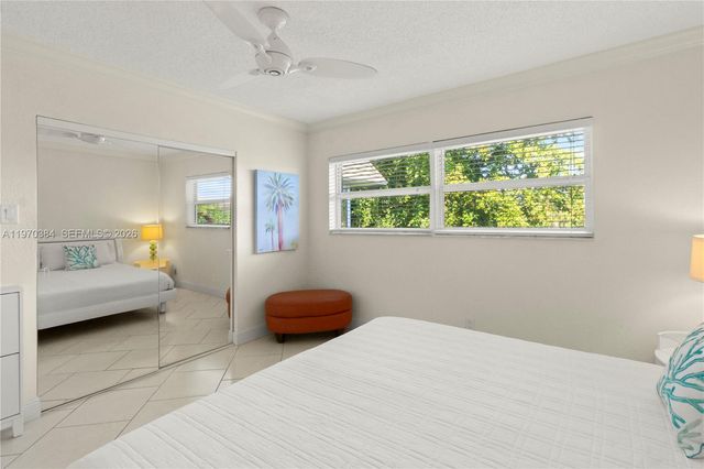 5121 W Oakland Park Boulevard 304, Lauderdale Lakes, FL 33313
