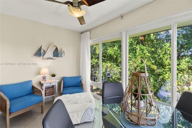 5121 W Oakland Park Boulevard 304, Lauderdale Lakes, FL 33313