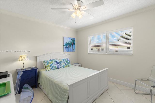 5121 W Oakland Park Boulevard 304, Lauderdale Lakes, FL 33313