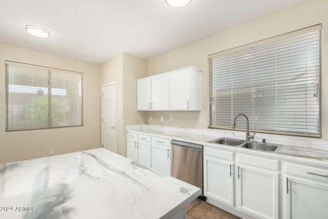 13383 S 175TH Avenue, Goodyear, AZ 85338