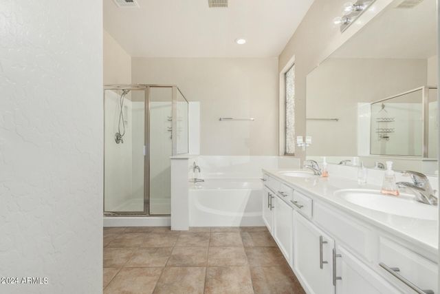 13383 S 175TH Avenue, Goodyear, AZ 85338