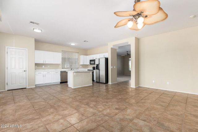 13383 S 175TH Avenue, Goodyear, AZ 85338