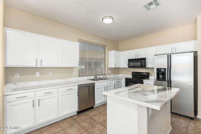 13383 S 175TH Avenue, Goodyear, AZ 85338
