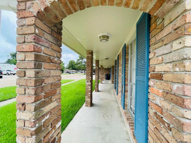 3009 Monterrey Dr, Baton Rouge, LA 70814