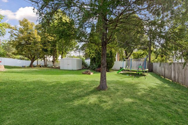 2230 Decatur Avenue N, Golden Valley, MN 55427
