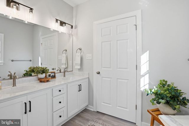 475 FREDERICKS HALL RD, Bumpass, VA 23024