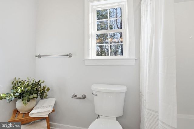 475 FREDERICKS HALL RD, Bumpass, VA 23024