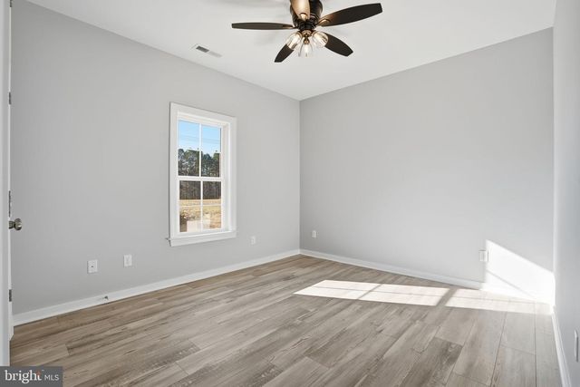 475 FREDERICKS HALL RD, Bumpass, VA 23024