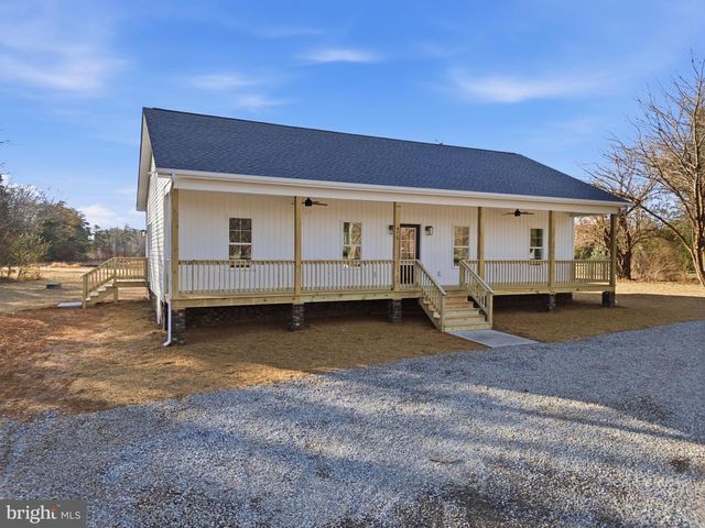 475 FREDERICKS HALL RD, Bumpass, VA 23024