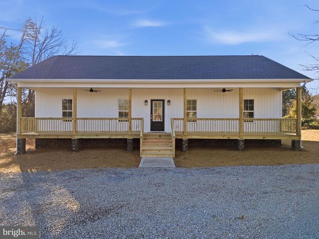 475 FREDERICKS HALL RD, Bumpass, VA 23024