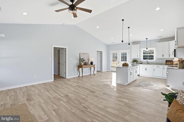 475 FREDERICKS HALL RD, Bumpass, VA 23024