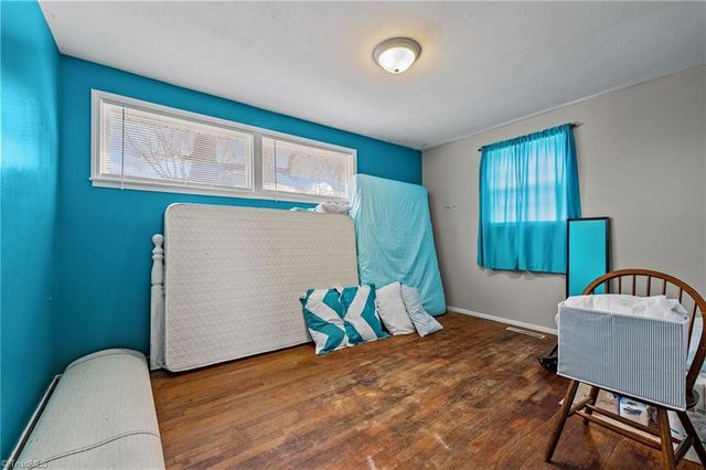 2512 Westmoreland Drive, Greensboro, NC 27408