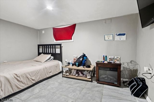 19 Rutherford Pl, North Arlington Boro, NJ 07031