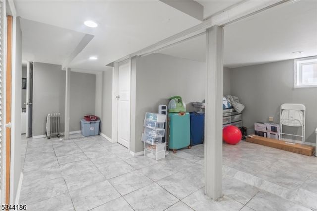 19 Rutherford Pl, North Arlington Boro, NJ 07031