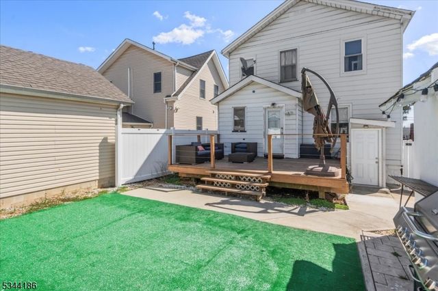 19 Rutherford Pl, North Arlington Boro, NJ 07031