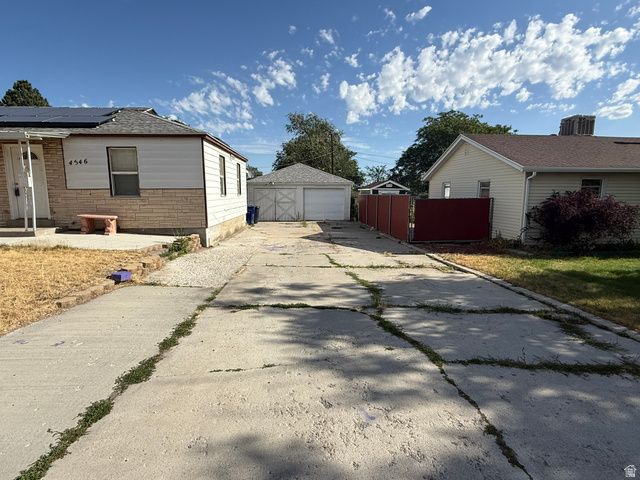 4546 W 5570 S, Kearns, UT 84118
