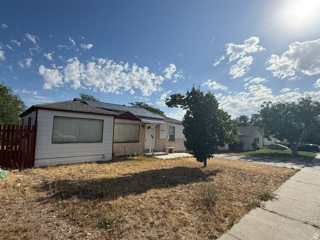 4546 W 5570 S, Kearns, UT 84118