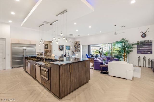 8767 South Tenaya Way, Las Vegas, NV 89113