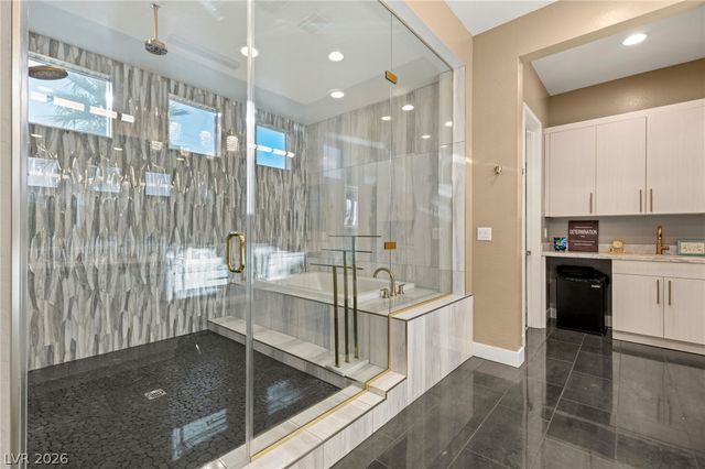 8767 South Tenaya Way, Las Vegas, NV 89113