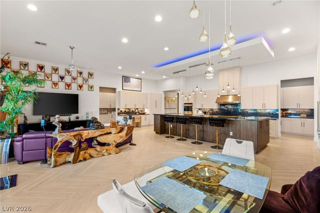 8767 South Tenaya Way, Las Vegas, NV 89113