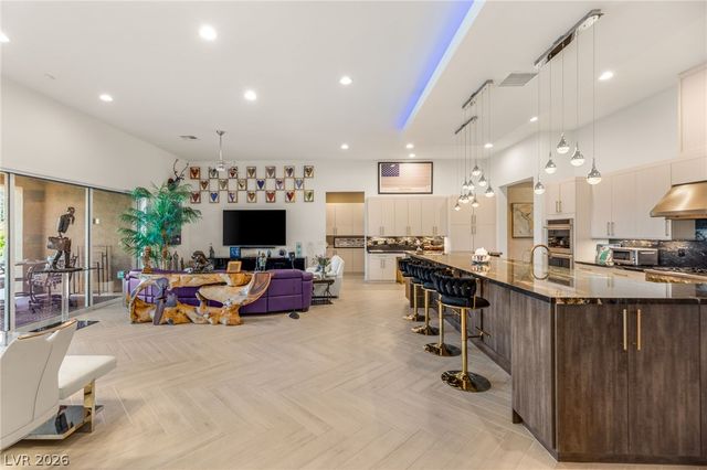 8767 South Tenaya Way, Las Vegas, NV 89113