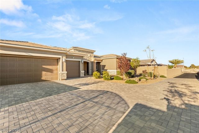 8767 South Tenaya Way, Las Vegas, NV 89113